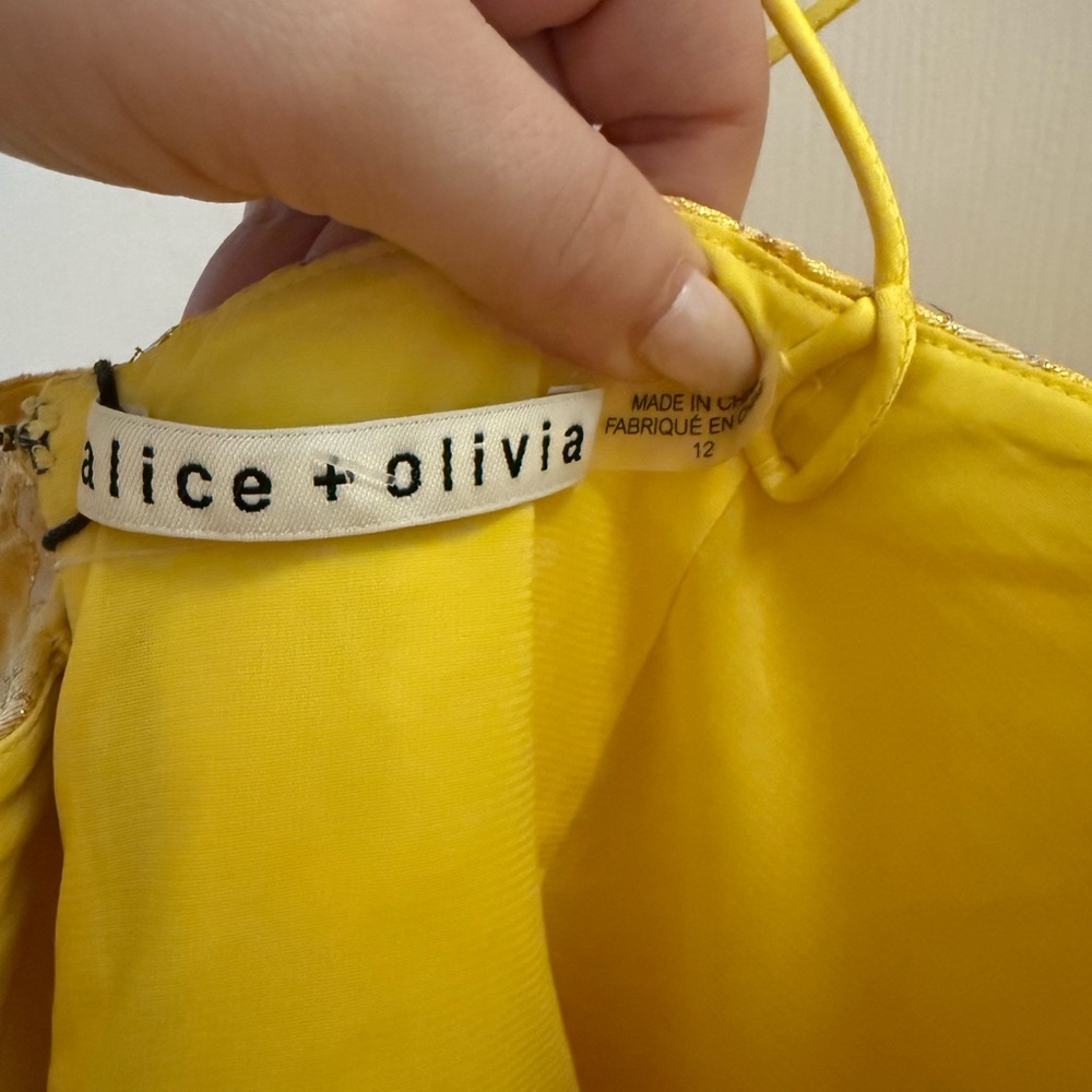 Alice + Olivia Yellow Floral Mini Dress NWT - Picture 8 of 9